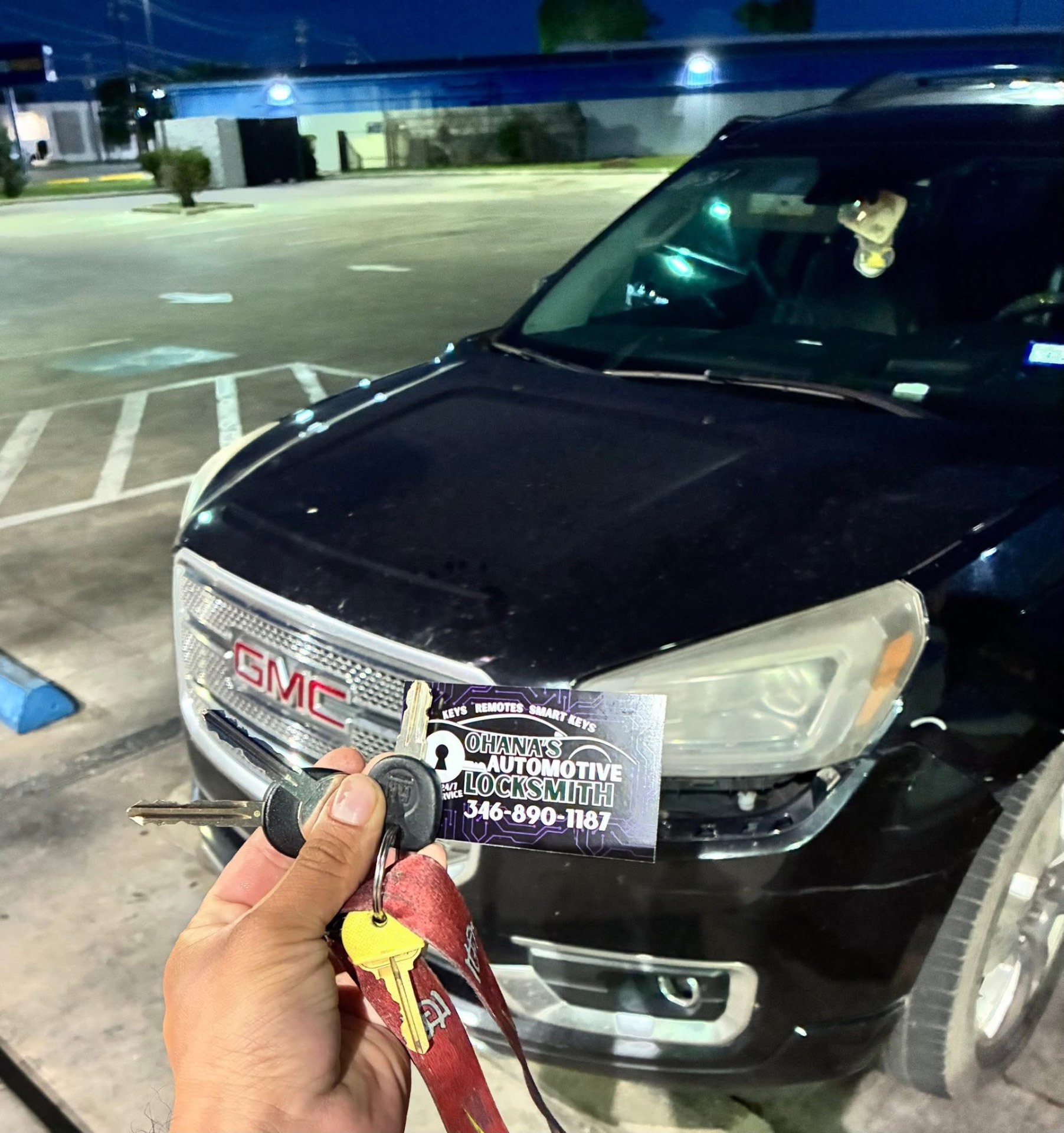 GMC Acadia lockout and key service